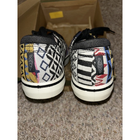 Keen Shoes Womens Size 10  Aztec Low Top Canvas Outdoor - Picture 6 of 6